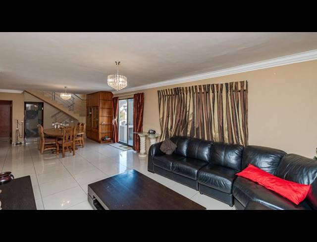 5 BEDROOM PROPERTY TO RENT IN NOORDWYK